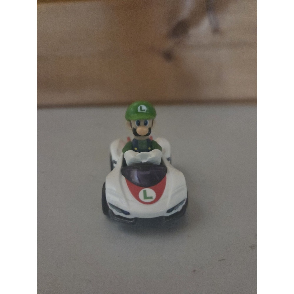 2019 Hot Wheel Super Mario Kart Nintendo Kart Luigi Missing cloud glider